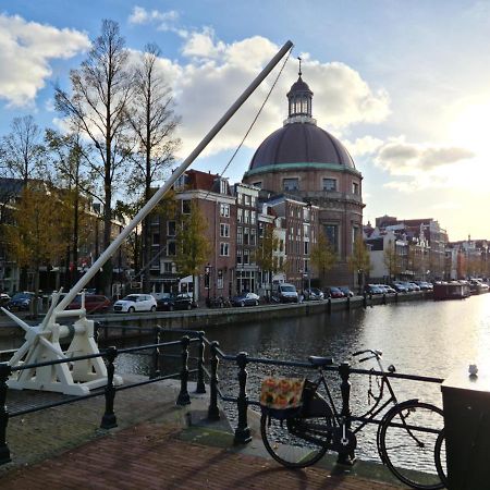 Canal View Suite Ámsterdam Exterior foto
